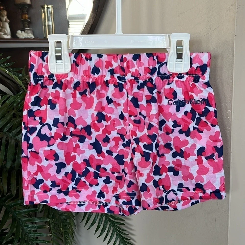 Brand New Calvin Klein Sleepwear Set Pink Hearts Dream Pajamas Tank & Shorts